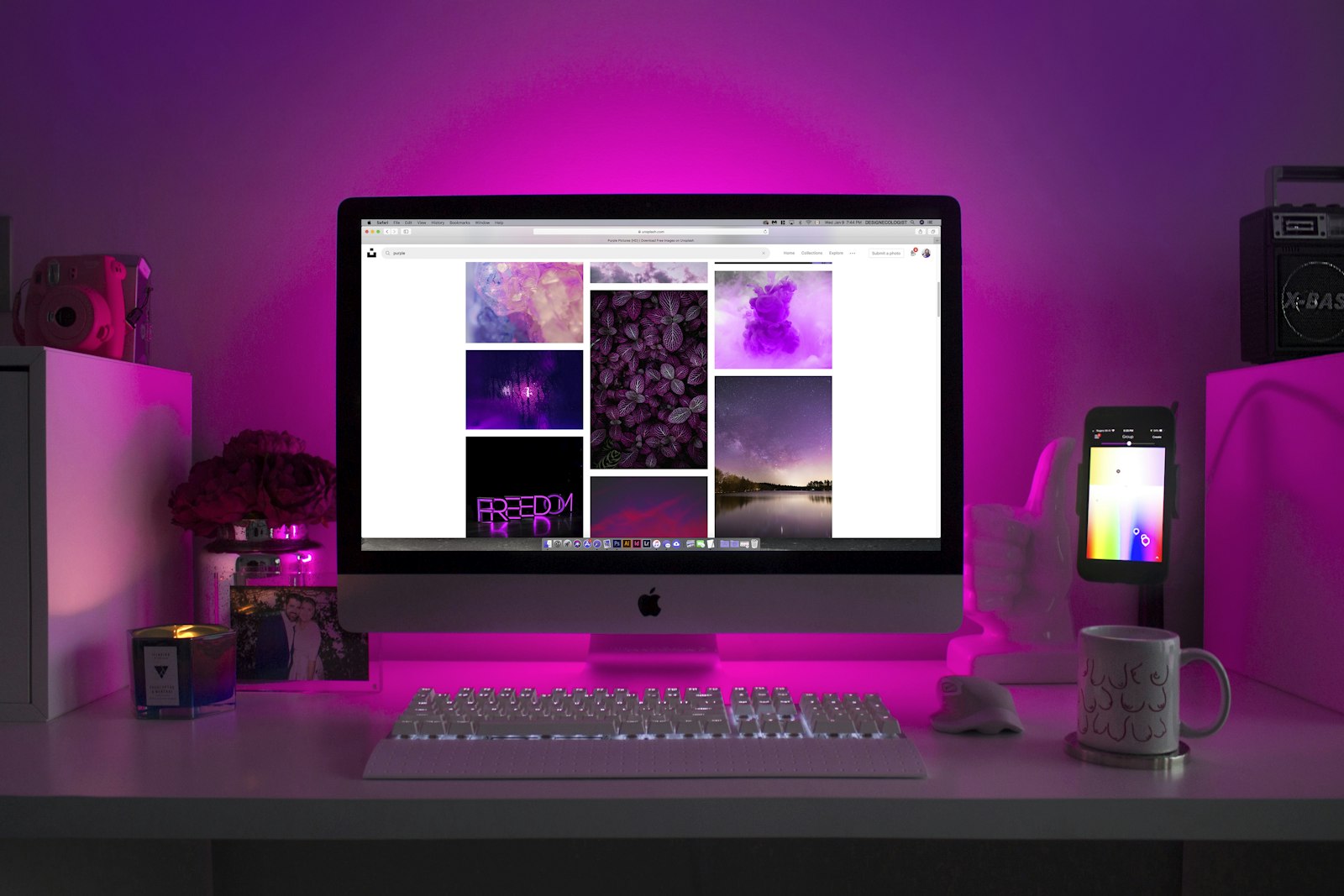 Dual monitor setup with gas-spring monitor arms on a desk